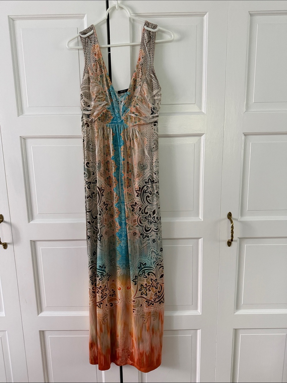 Apt. 9 Multicolor V-Neck Maxi Dress in Blue, Tan & Pink